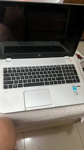 Notebook i7 HP Envy - SSD 240GB - 16GB Ram - com defeito na tela