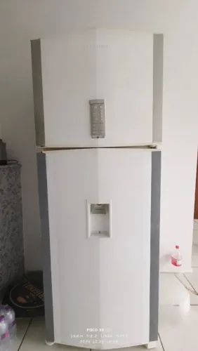 Vendo Geladeira Brastemp, Colchão e AirFryer
