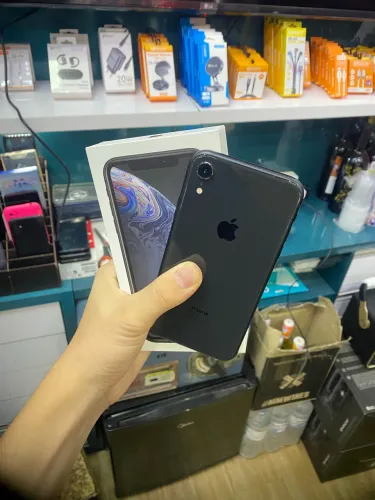 iPhone XR todo original nunca aberto ?
