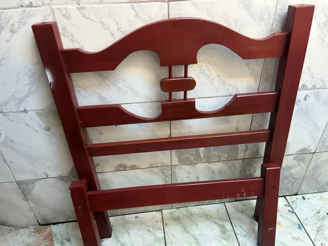 CAMA DE MADEIRA SOLTEIRO - BASE