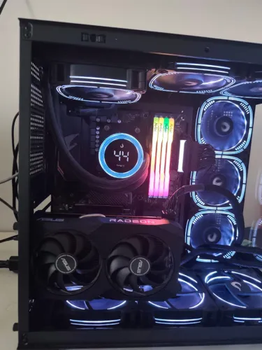 Placa de video Rx 7600 Asus 8GB