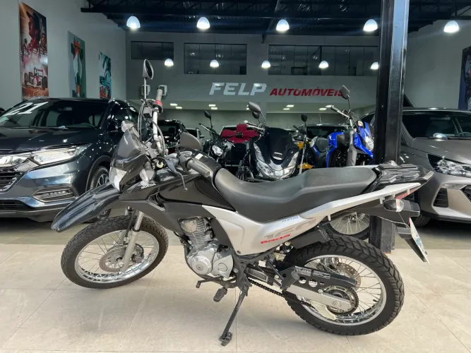 Honda Nxr160 Bros 2015 apenas 2 mil km rodados único dono 