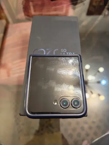 Motorola Moto Razr 50 Ultra 512GB Azul