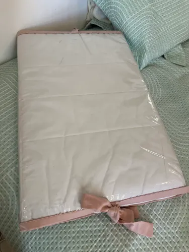 Trocador de roupa para bebê 