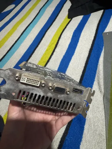 Placa de vídeo 750 ti 4gb