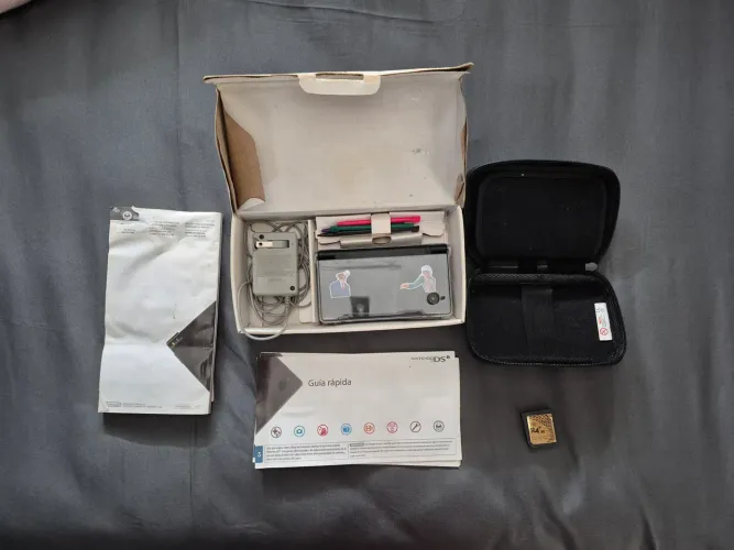 Nintendo DSi preto desbloqueado
