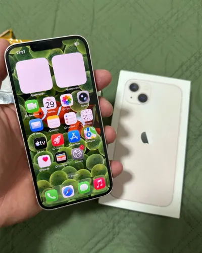 iPhone 13 Rose na caixa muito novo