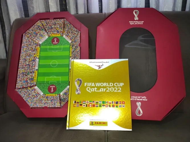 Álbum da Copa 2022 Completo - Dourado Numerado Exclusivo + Box Estádio 