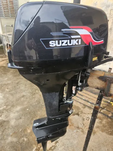 Motor popa SUZUKI 15hp