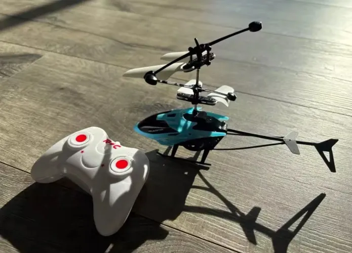 Helicóptero de controle remoto !!