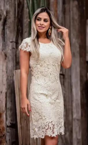 Vestido de Renda Bege - Novo