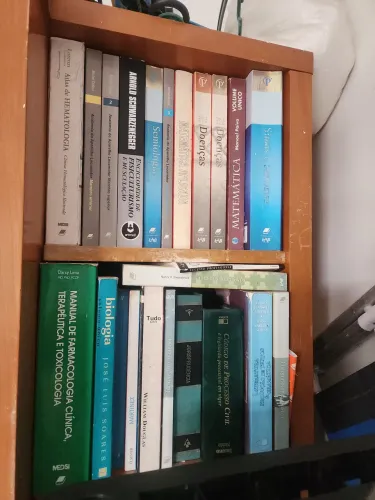 Vendo livros