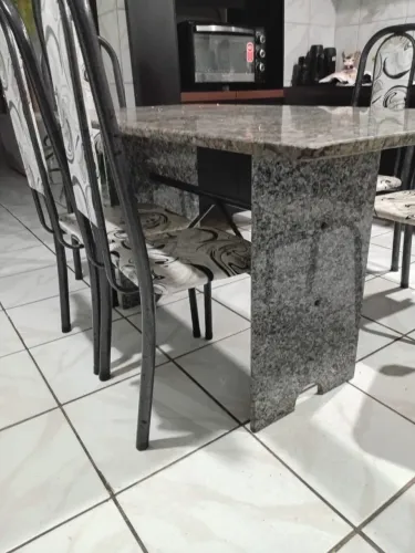 Mesa 6 cadeiras