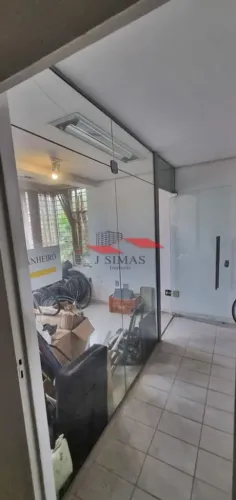 Loja para Venda em Porto Alegre, Teresopolis, 2 banheiros