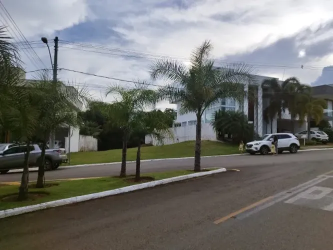 Lote 560 m2 condominio do lago venda