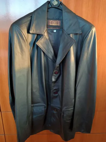 Blazer de Couro Legítimo Masculino Novo R$350,00