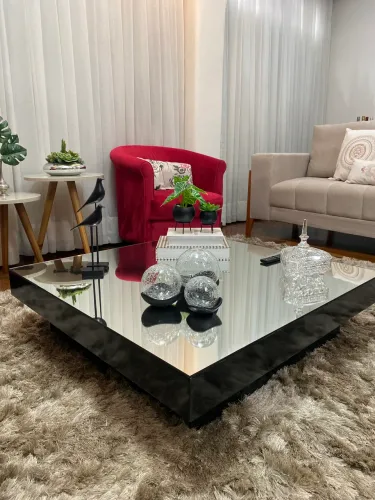MEGA OPORTUNIDADE - MESA DE CENTRO MARCA LÍDER INTERIORES