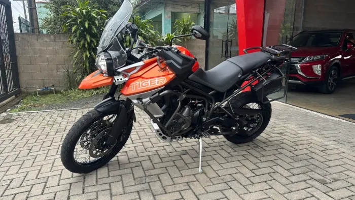 TIGER 800 XCA