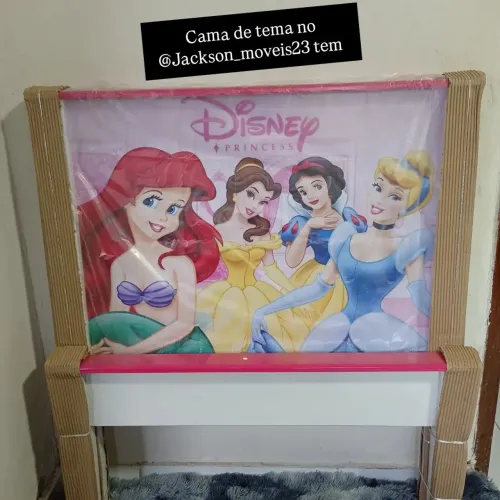 Cama de solteiro de tema