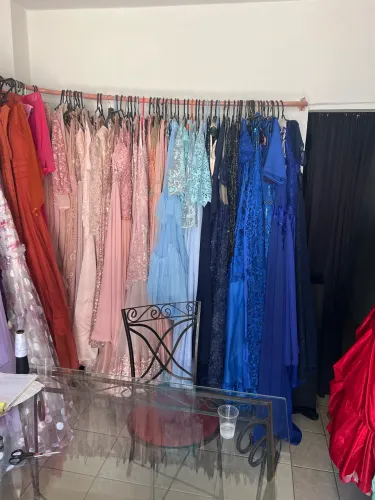 Vestidos de festa a venda