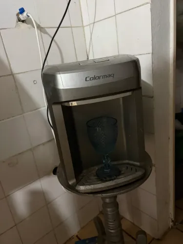 Purificador de água , gelando