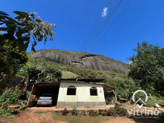 Sítio com 27662 m² por R$ 480.000 - Banquete - Bom Jardim/RJ