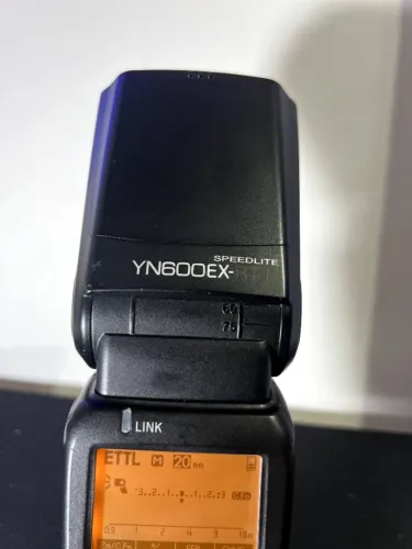 Flash yongnuo yn600EX-RT II para Cânon