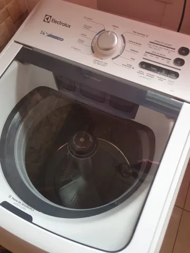 PRA SAIR LOGO!!! Máquina Electrolux 14kg para Conserto/Reparo - Excelente Oportunidade