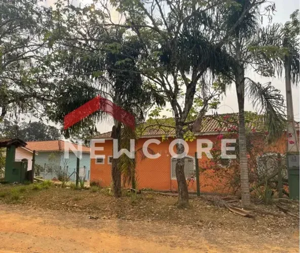 Chácara em Rua Terezina Simoni Lencioni - Chácaras Encosta de São Carlos - Caçapava/SP