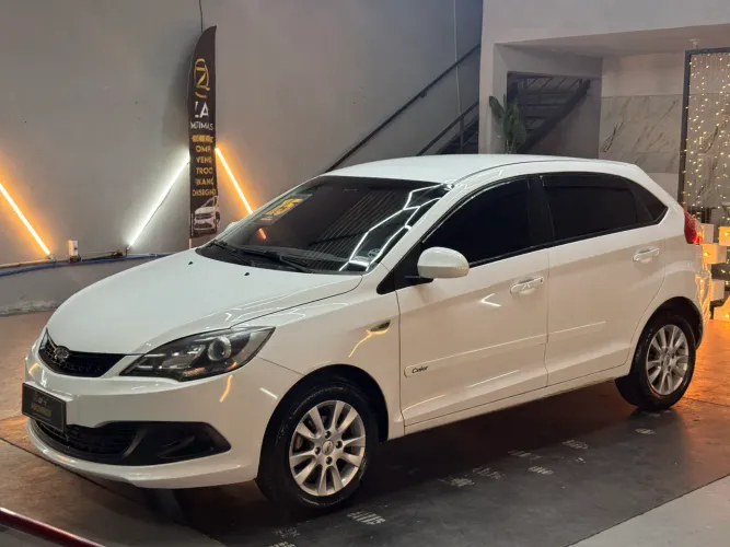 Chery Celer Hatch 1.5 16V Flex 5P 2015