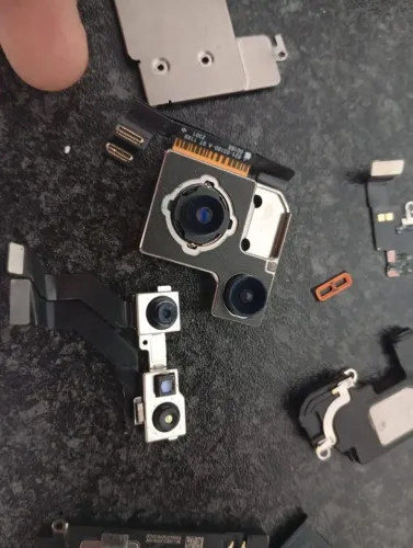 Camera iPhone 13 pro original.