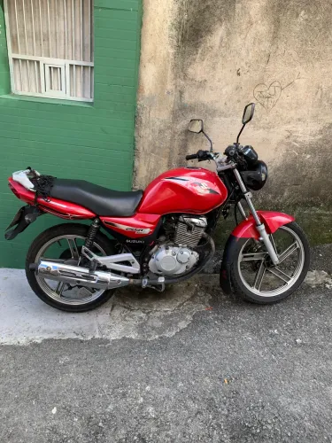 Suzuk zera GSR i 150 ano 2015/2016