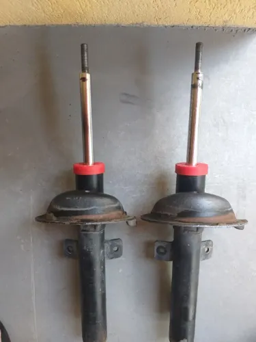 Amortecedores Dianteiros para Ford Mondeo 97 a 2000