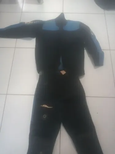Roupa de mergulho