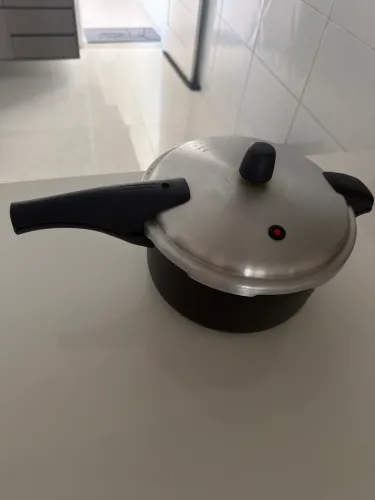 Panela de pressão Tramontina 6L