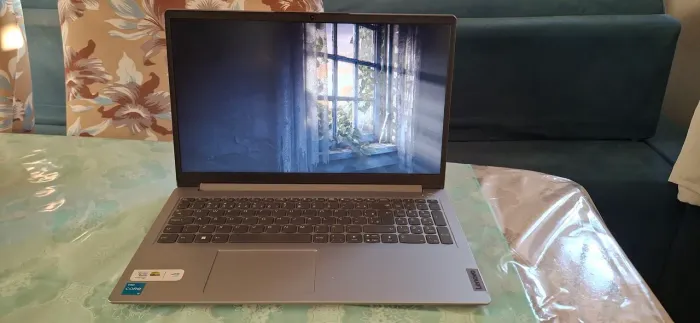 Notebook Lenovo IdeaPad 1 | Intel Core i3-1215U | 20 GB RAM | SSD NVMe 256 GB