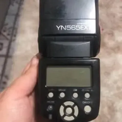 Flash Yongnuo YN565EX II (Para Conserto / Retirada de Peças / Uso Remoto)