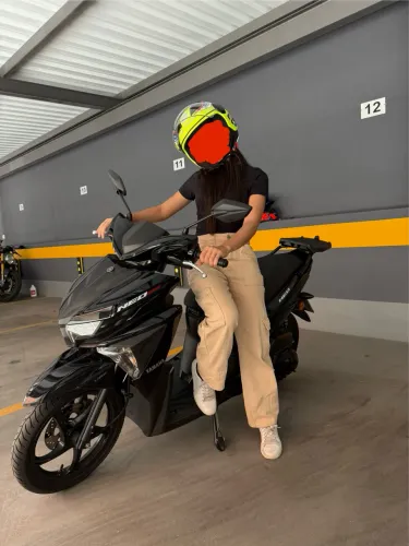 Yamaha Neo 125 - Preta