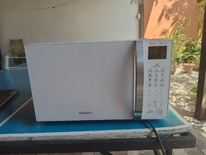 forno de microondas PANASONIC