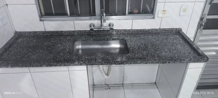 Pia em granito para cozinha