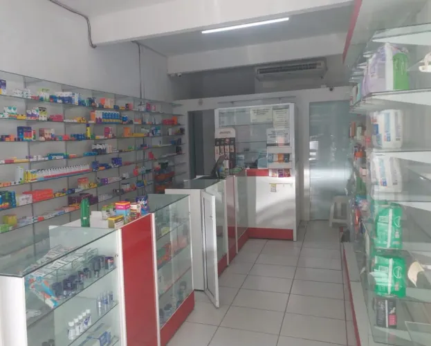 Vendo estrutura para Farmacia