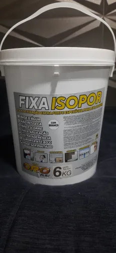 Cola isopor