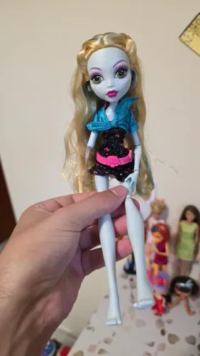 Monster high boneca