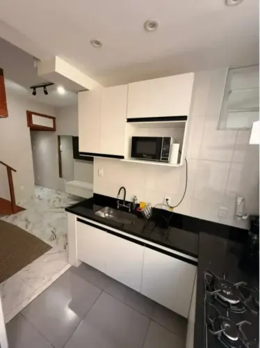 Studio 30 m2 ,Reformado , Porteira Fechada.