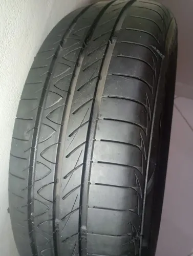 Pneu 195/65/15 Continental