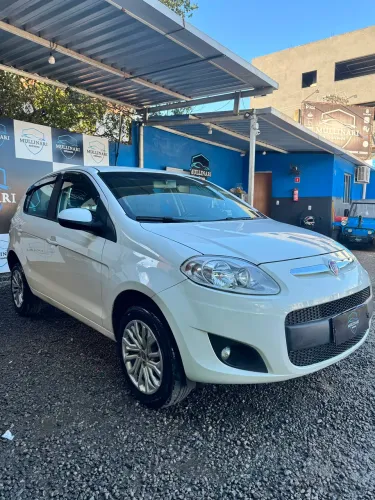 Fiat Palio Essence 1.6 Flex 16V 5P 2017