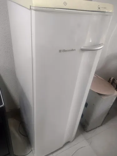 Freezer vertical 110 v