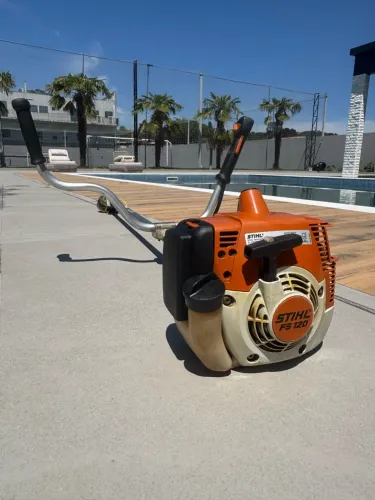Roçadeira Stihl FS120 revisada