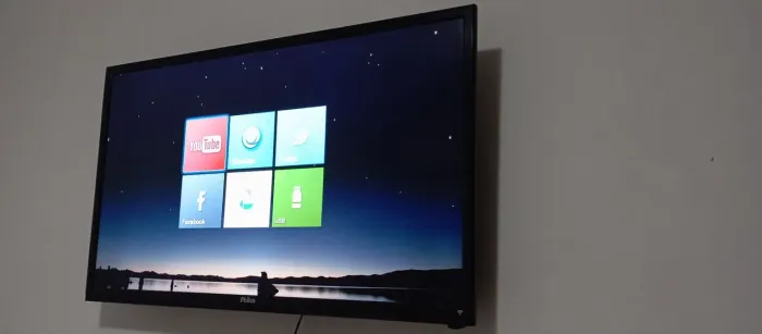 Smart tv Philco 32" leia a descrição!