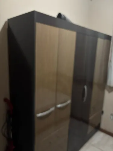 Doa - se guarda roupa